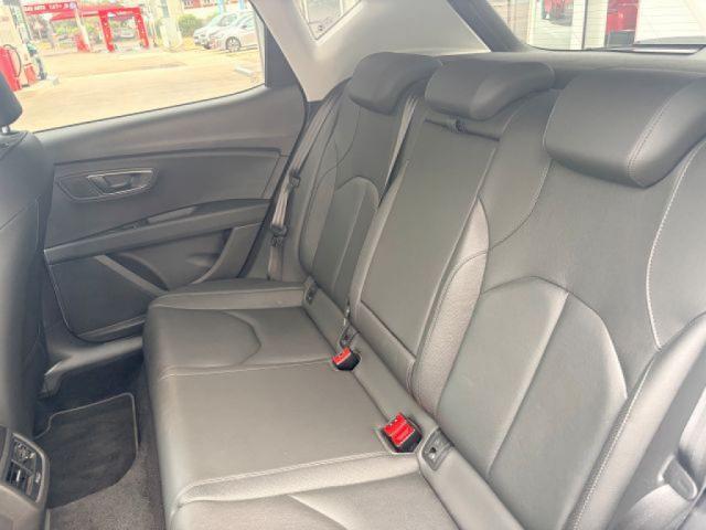 Seat Leon image 1