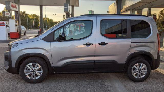 Peugeot Rifter image 9