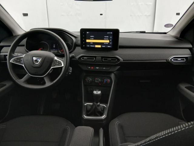 Dacia Sandero image 1