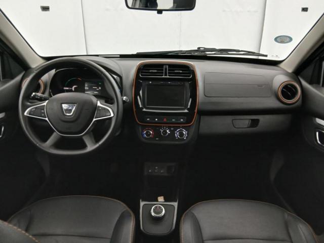 Dacia Spring image 2