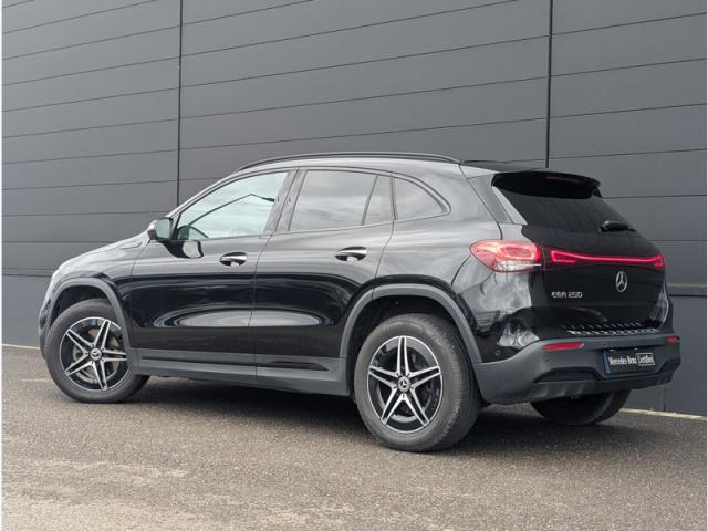 Mercedes Benz Eqa image 2