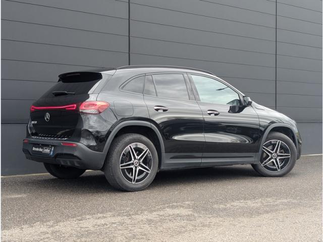 Mercedes Benz Eqa image 9
