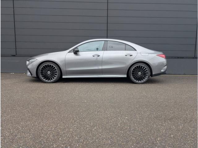 Mercedes Benz Cla image 8