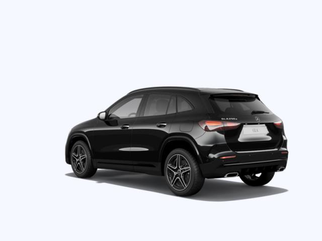 Mercedes Benz Gla image 1
