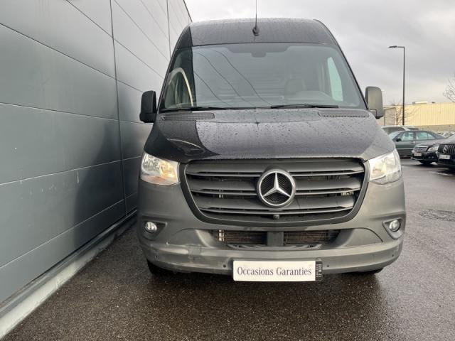 Mercedes Benz Sprinter image 8