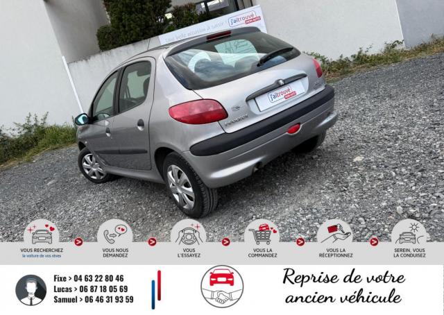 Peugeot 206 image 8