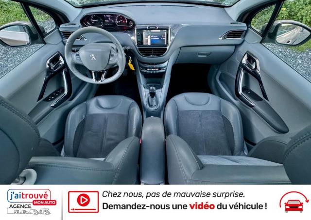 Peugeot 208 image 6
