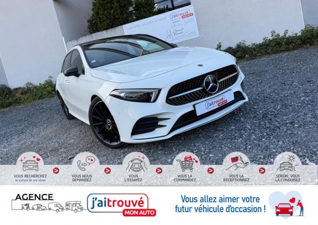 Mercedes Benz Classe A 160 109cv Bv6 Amg Line Key Less Go*grand Toit Ouvrant En Verre Coulissant *eclairage D'Ambiance*multibeam Led*jante Alu 19*camera 360*moteur Chaine*véhicule Sous Garantie*siege Chauffant*carplay*siège Sport Cuir Alcantara Complet Surpiqure Rouge*bluetotth
