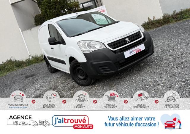 Peugeot Partner 1.6 Bluehdi 100cv 141000km 1°main*habillage Bois*séparation De Cabine*double Portes Arrière*ct Révision Kit Distribution Entretien Ok*véhicule Sous Garantie*100 Points Contrôles*carte Grise Moitié Prix (véhicule Plus 10 Ans)*climatisation*autoradio Cd/mp3