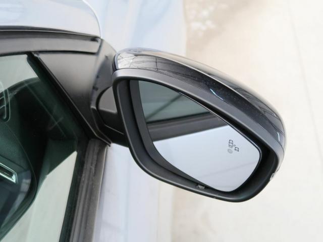 Peugeot 208 image 2