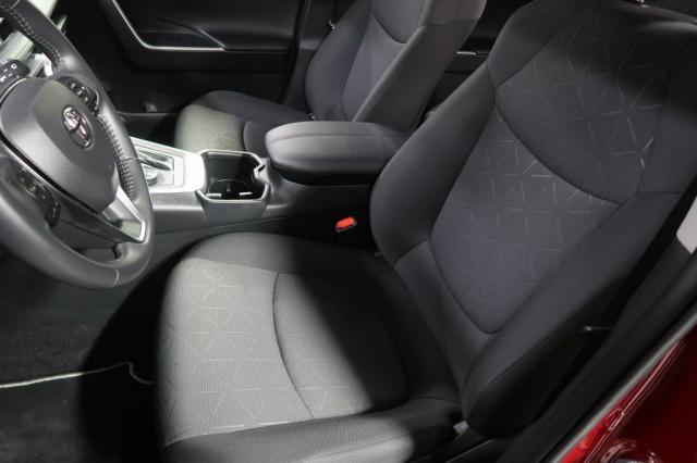 Toyota Rav4 image 9
