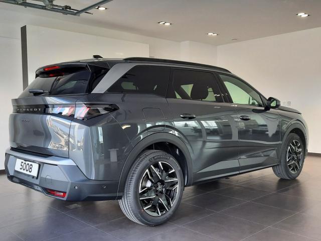 Peugeot 5008 image 3