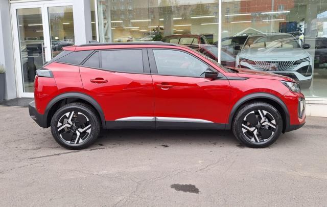 Peugeot 2008 image 2