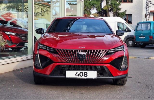 Peugeot 408 image 8
