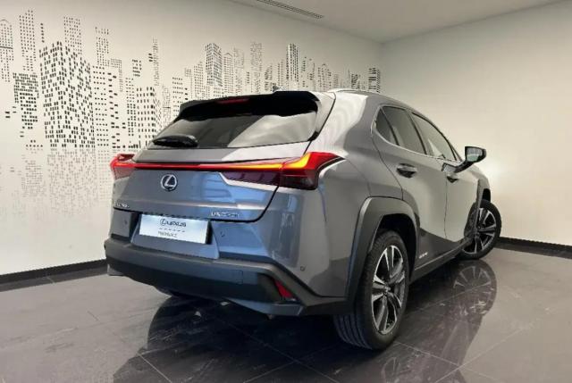 Lexus Ux image 2