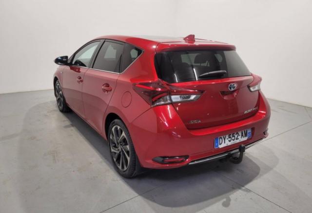 Toyota Auris image 8