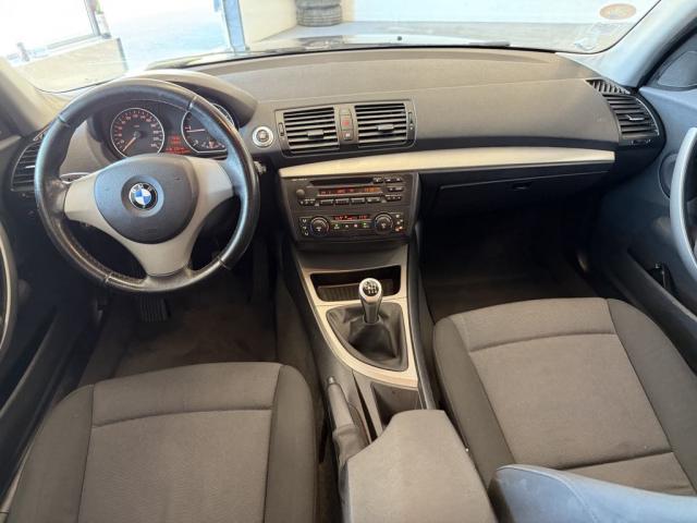Bmw 118 image 9