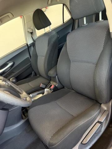 Toyota Auris image 8