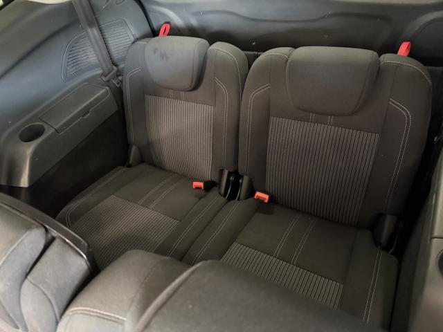 Ford Grand C-Max image 9