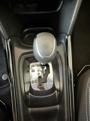 Peugeot 2008 image 6