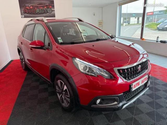 Peugeot 2008 image 2