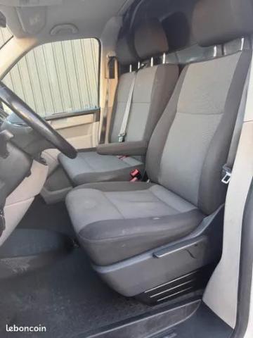 Volkswagen Transporter image 1