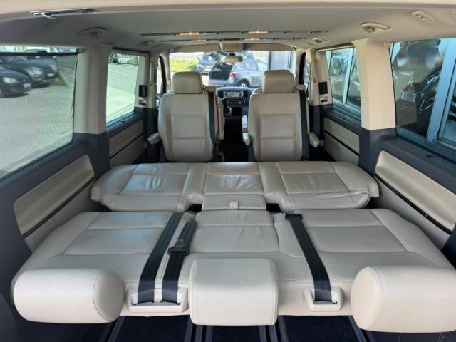Volkswagen Transporter image 5
