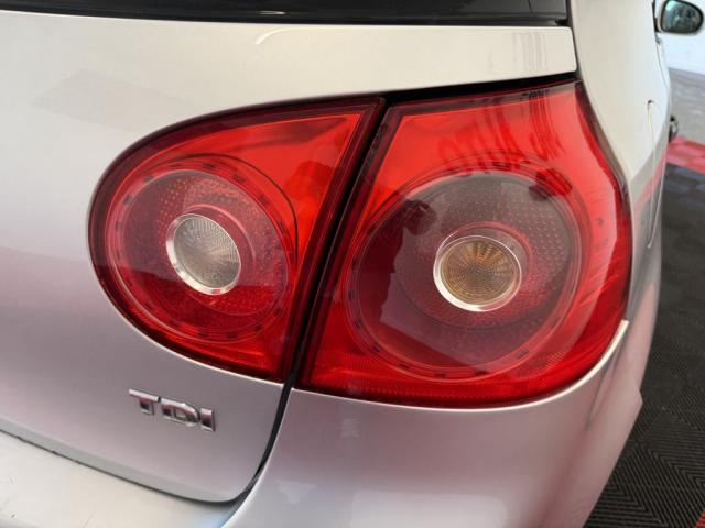 Volkswagen Golf image 9