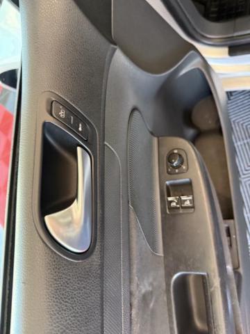 Volkswagen Golf image 8