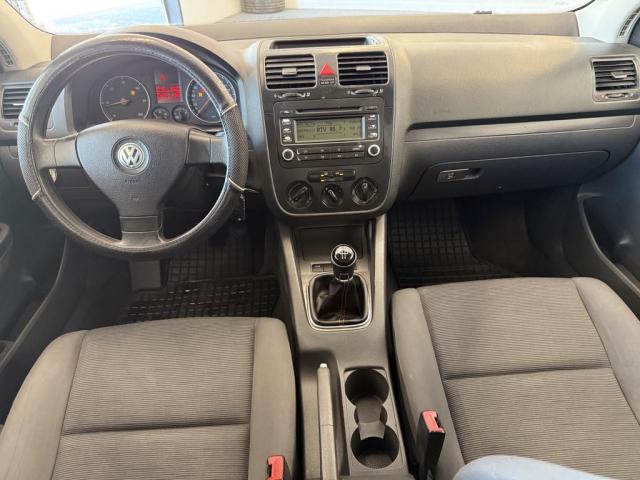 Volkswagen Golf image 7