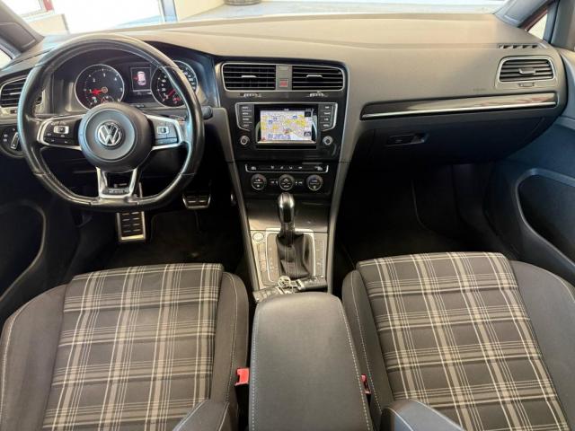 Volkswagen Golf image 4