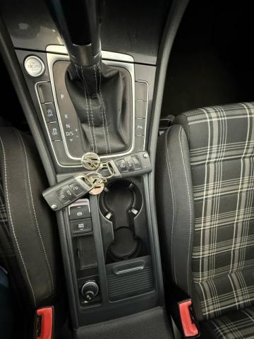 Volkswagen Golf image 1