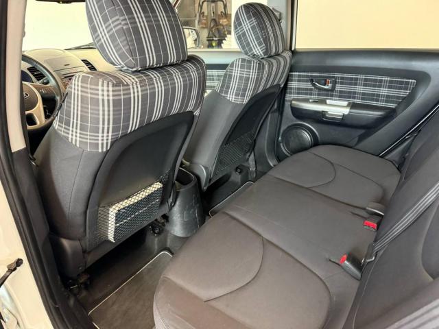 Kia Soul image 2