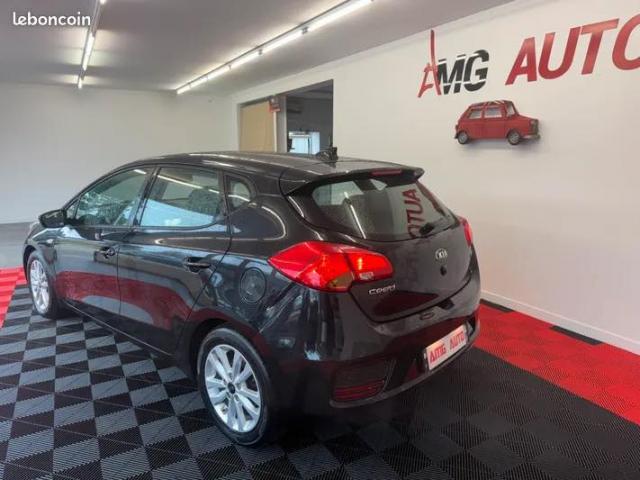Kia Ceed image 1