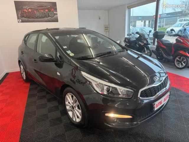 Kia Ceed image 2
