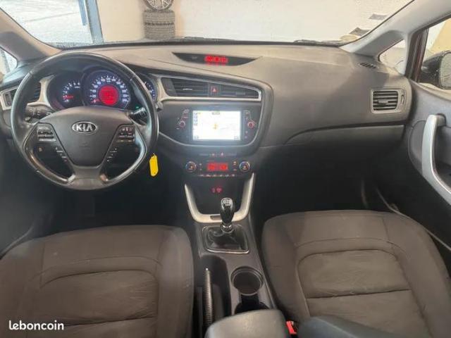 Kia Ceed image 3