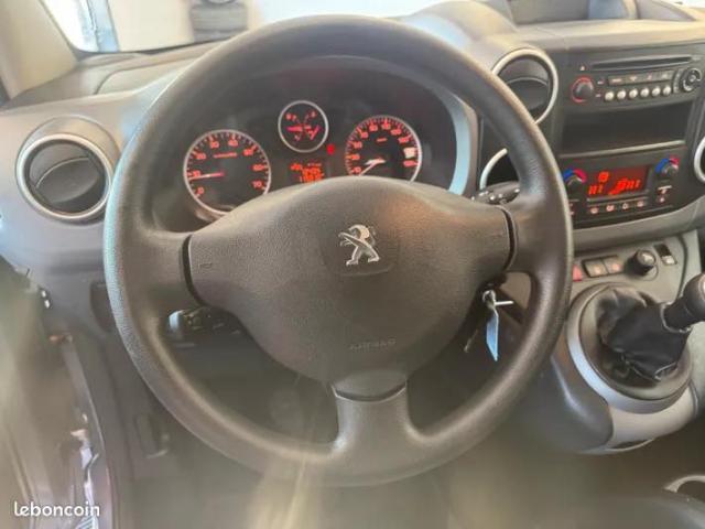 Peugeot Partner Tepee image 9