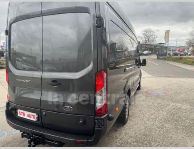 Ford Transit Custom image 3