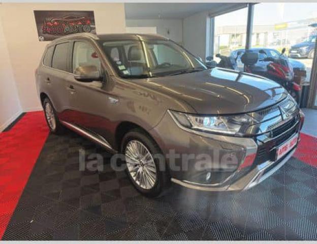 Mitsubishi Outlander image 5
