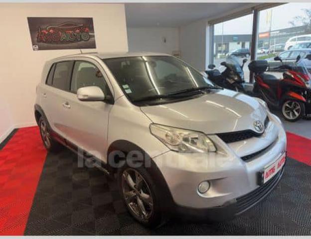 Toyota Urban Cruiser image 2