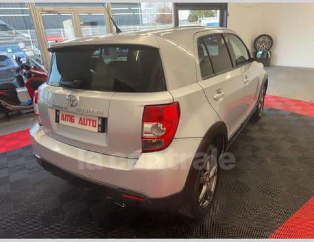 Toyota Urban Cruiser image 7