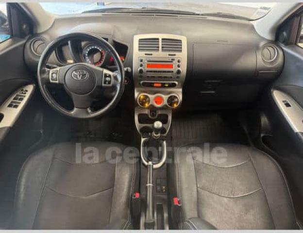 Toyota Urban Cruiser image 4