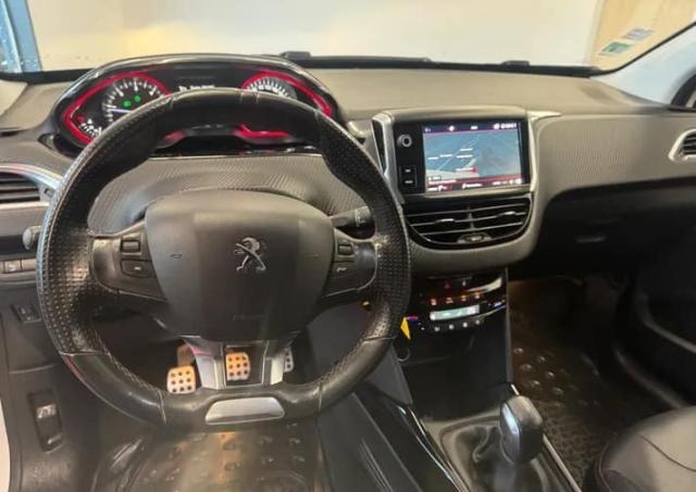 Peugeot 2008 image 9