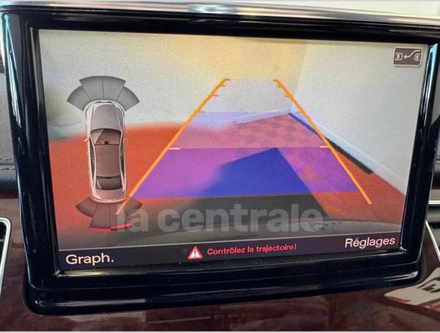 Audi A8 image 3