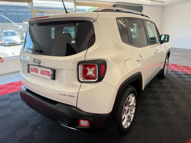 Jeep Renegade image 6