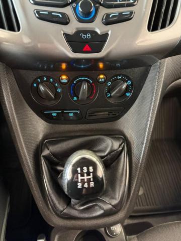 Ford Transit Connect image 2