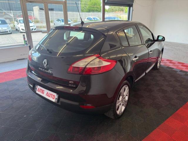 Renault Mégane image 2