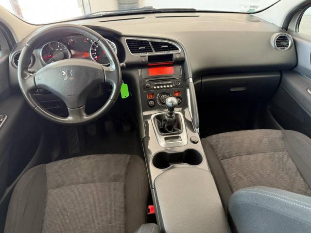 Peugeot 3008 image 3