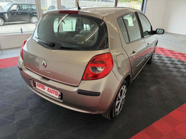 Renault Clio image 4