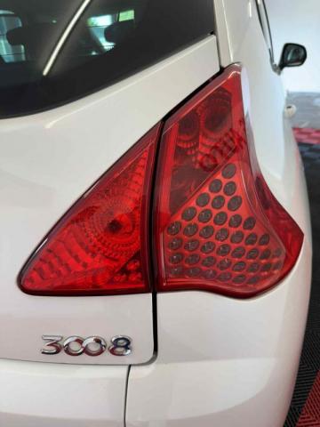 Peugeot 3008 image 1